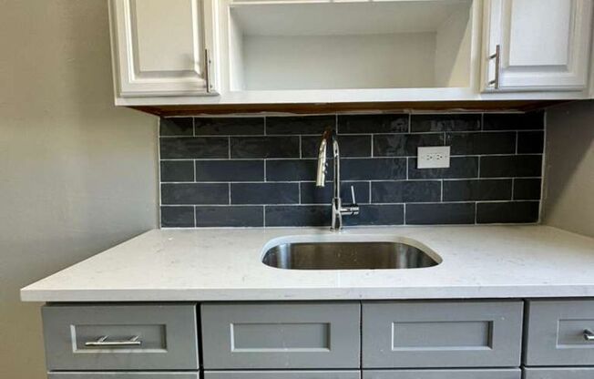 1 bed, 1 bath, 750 sqft, $1,695, Unit APT F-8