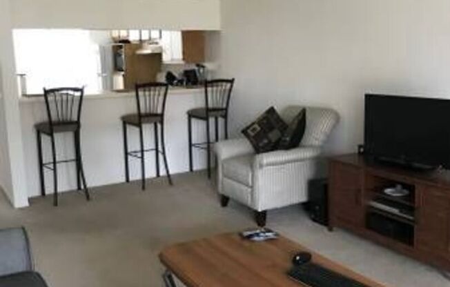 2 beds, 2 baths, 920 sqft, $1,581