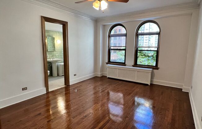 3 beds, 2.5 baths, 2,100 sqft, $3,960, Unit 431-02A