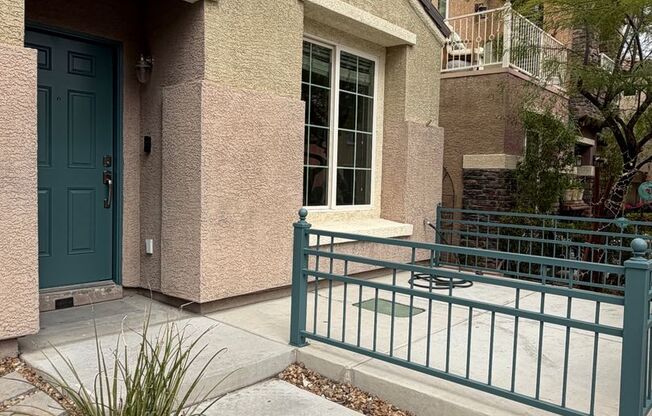 4 beds, 3 baths, $2,295