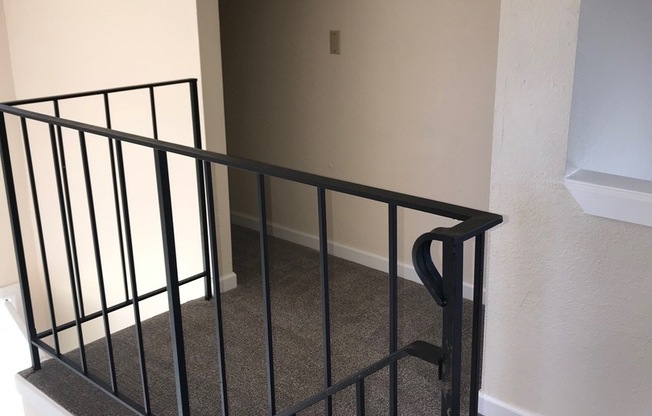 2 beds, 1 bath, 820 sqft, $1,525, Unit 1647A