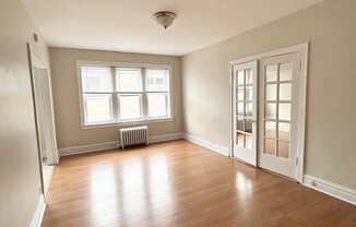 1333 W Birchwood Ave