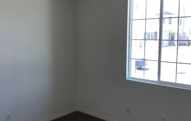 5 bed home in RiverBend community, Eastvale schools