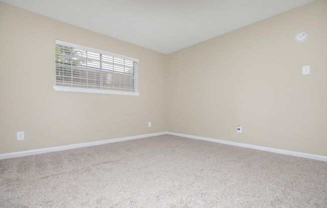 3 beds, 2 baths, 1,100 sqft, $1,490