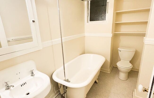 1 bed, 1 bath, 700 sqft, $1,465, Unit 507