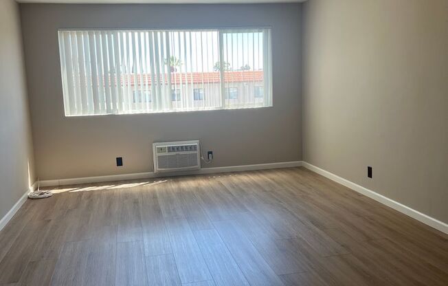 1 Month Free! Modern 1-Bedroom Apartment in Van Nuys