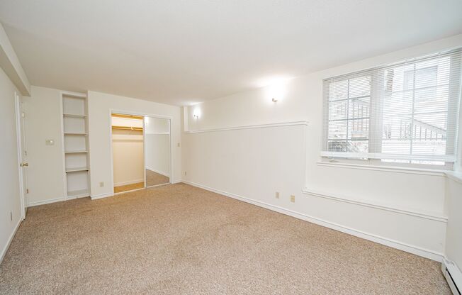 1 bed, 1 bath, $1,595, Unit 2544