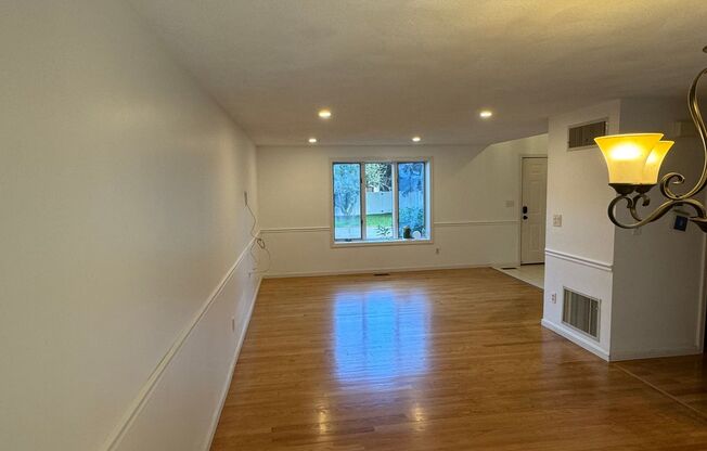 Private 3 Bedroom Single Family Rental - Available Now in Boxford!