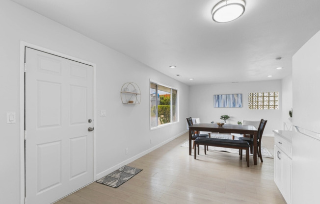 Newly Remodeled and Spacious 3 bedroom 1 bath Rambler