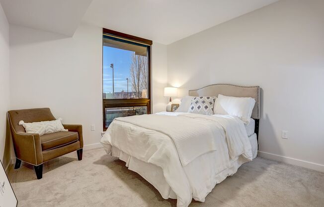 2 beds, 2 baths, 1,140 sqft, $6,195, Unit 324