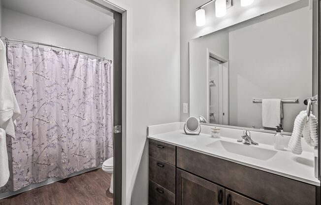 4 beds, 2 baths, 1,231 sqft, $3,240, Unit 305