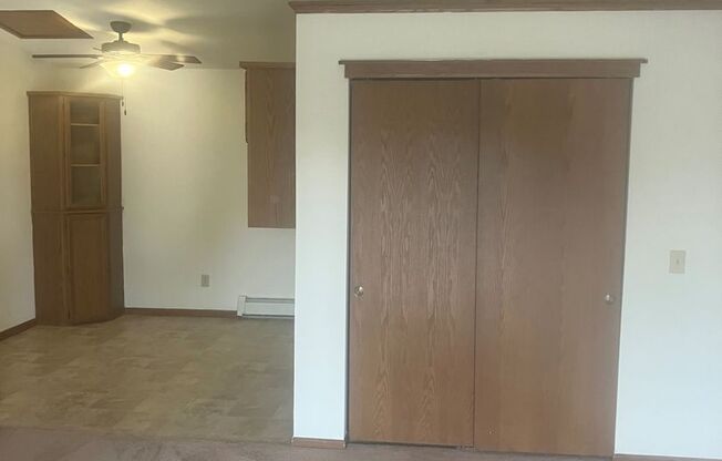 The Colonial Court Apartments in West Bend