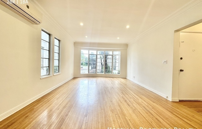 1207 S LN CIENEGA BLVD