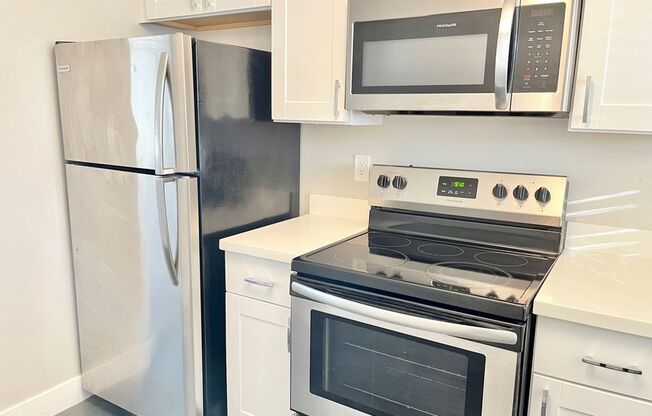 1 bed, 1 bath, 550 sqft, $1,095, Unit 02