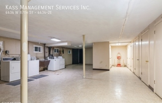 4434 W 87 ST