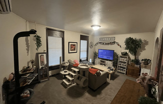 113 W. Grand Ave