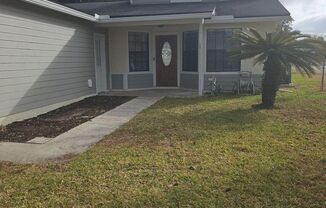 Cute and cozy home in Orange Park