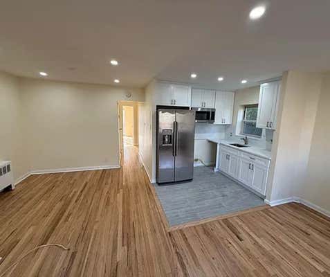 430 W 259 ST