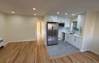 430 W 259 ST
