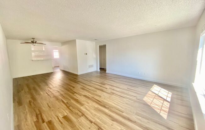 3 beds, 2 baths, 1,326 sqft, $1,725, Unit C-209