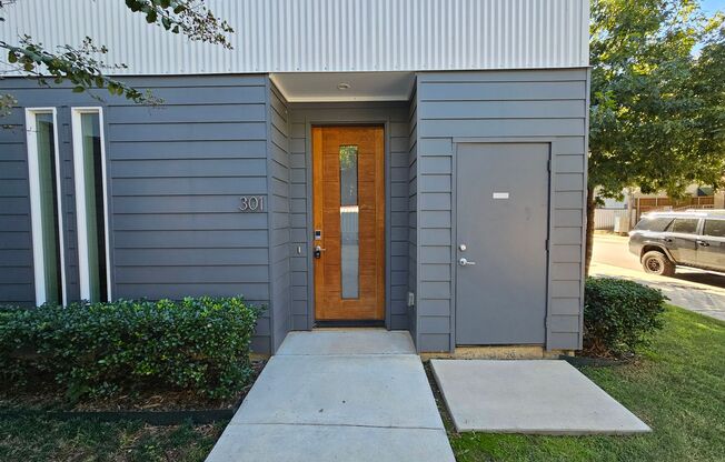 Minutes from Downtown, Uptown, Henderson, Lower Greenville, Fair Park