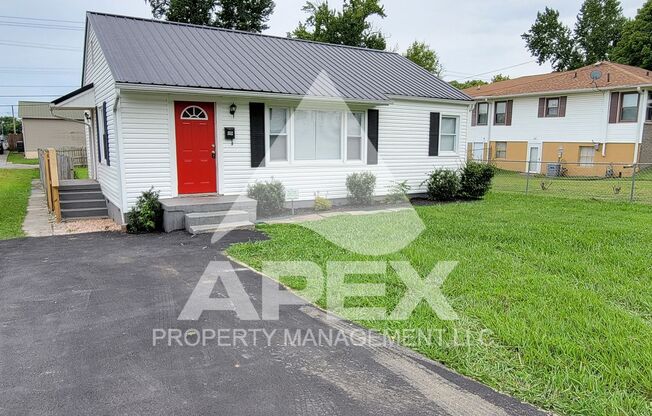 Beautiful 2 Bd -1 Ba Single Family Home in North Knoxville!