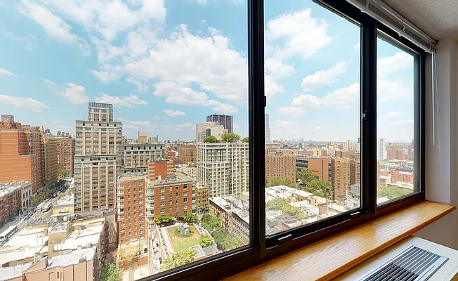 Studio, 1 bath, $4,600, Unit 220