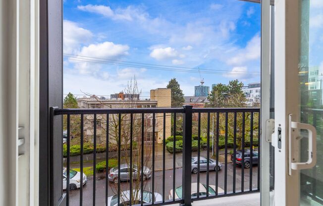 2 beds, 2 baths, 1,005 sqft, $2,795, Unit 304