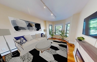 2 beds, 1 bath, 750 sqft, $2,800, Unit 51