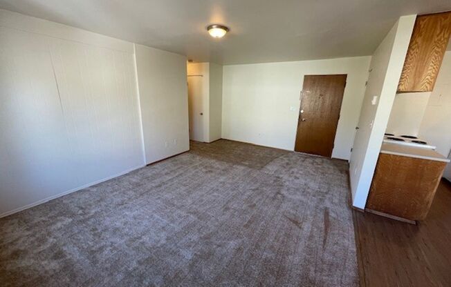 1 bed, 1 bath, 650 sqft, $1,475, Unit 304