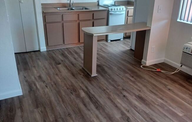 3355 E Ft. Lowell Rd