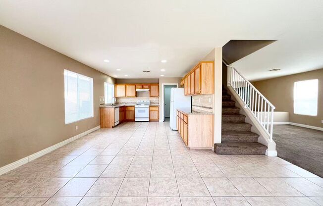 SUPERB CONDITIONS 2 STORY HOUSE NEAR SUMMERLIN