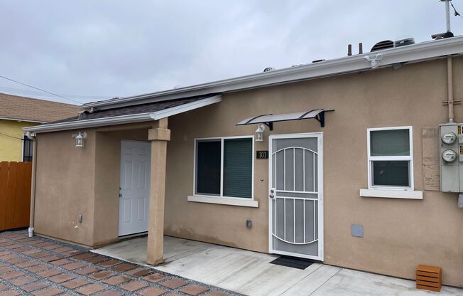 Brand new 1 bedroom 1 bath duplex in San Diego