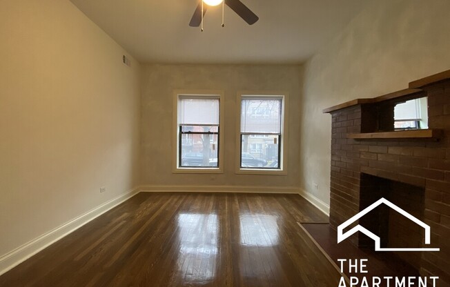 3 beds, 1 bath, 1,250 sqft, $2,400