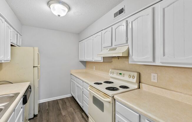 Monroe Crest Apartments