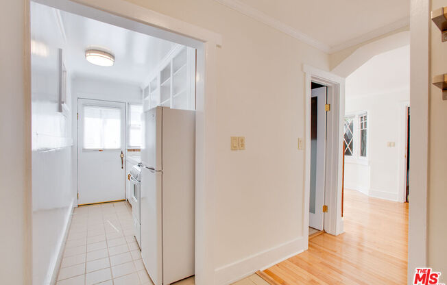 Studio, 1 bath, $2,495, Unit C