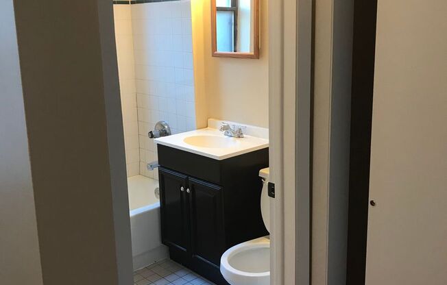 Studio, 1 bath, 550 sqft, $1,200, Unit 7724-3C