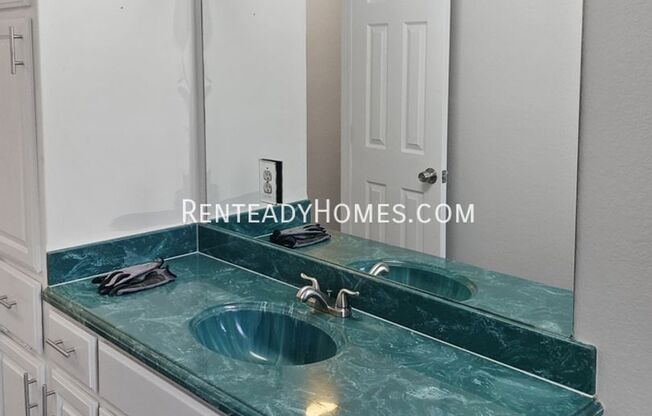 3 beds, 2 baths, $1,974