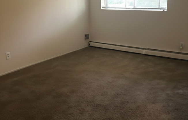 1 bed, 1 bath, 770 sqft, $1,345, Unit 00 - K- 6