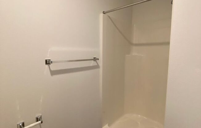 Studio, 1 bath, 175 sqft, $1,195, Unit 4309