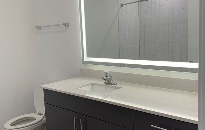 2 beds, 2 baths, 1,133 sqft, $2,985, Unit 206