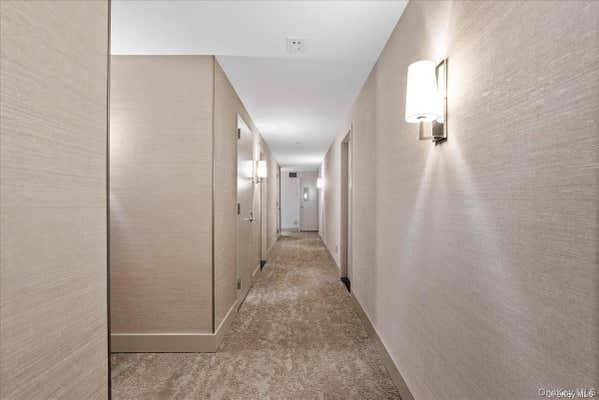 Studio, 1 bath, 400 sqft, $3,150, Unit 32F