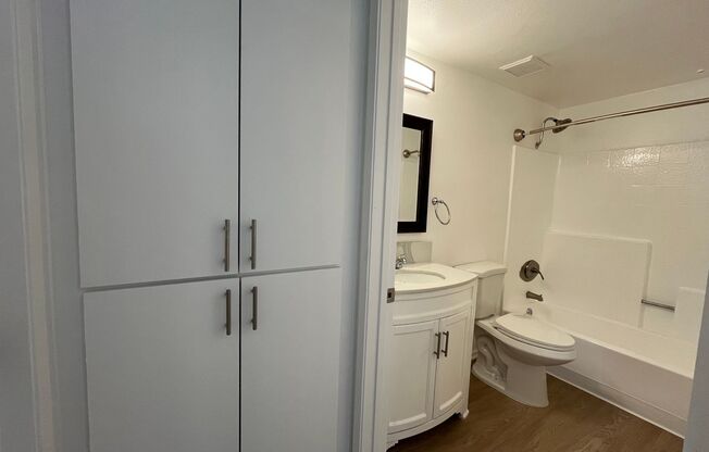 Studio, 1 bath, 500 sqft, $1,648, Unit 311