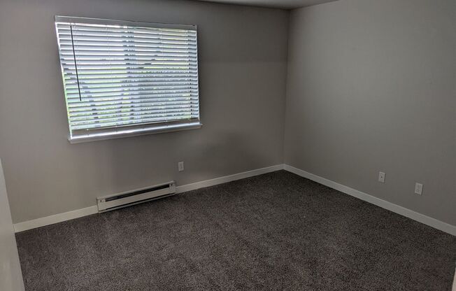 1 bed, 1 bath, 677 sqft, $1,640, Unit J204