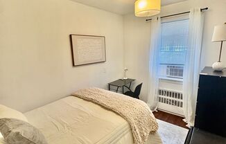2423 Cambreleng LLC