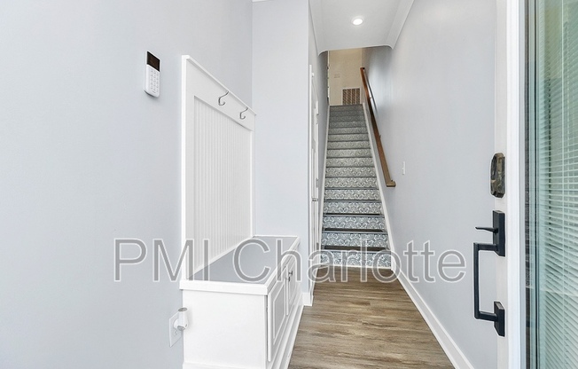 228 PARKWOOD AVE