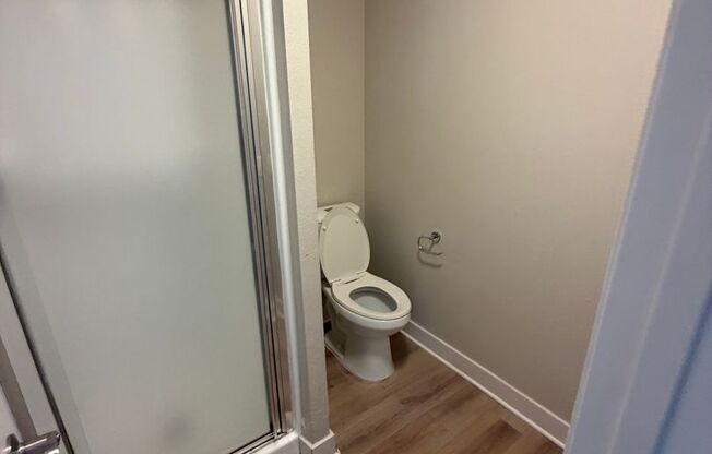 2 beds, 2 baths, 1,015 sqft, $2,895, Unit 142