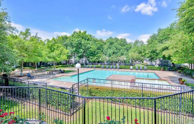 Greyson's Gate Apartments in North Dallas, TX offers its residents a sparkling resort-style pool.