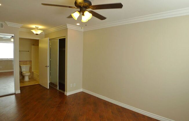 1 bed, 1 bath, 650 sqft, $2,095, Unit 212
