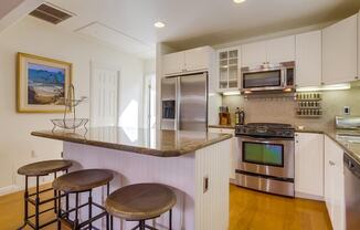 373 BONAIR WAY